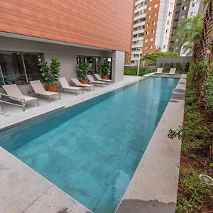 https://charlie-vitrali-moema.topsaopaulohotels.com